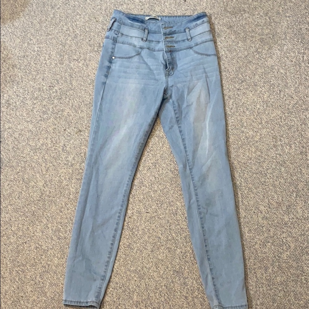 light wash high waisted jeans